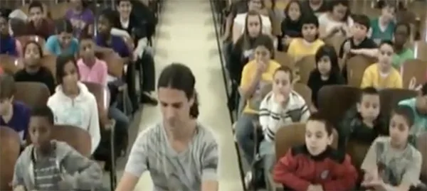 Vignette de la reprise d’un morceau de Phoenix par des écoliers